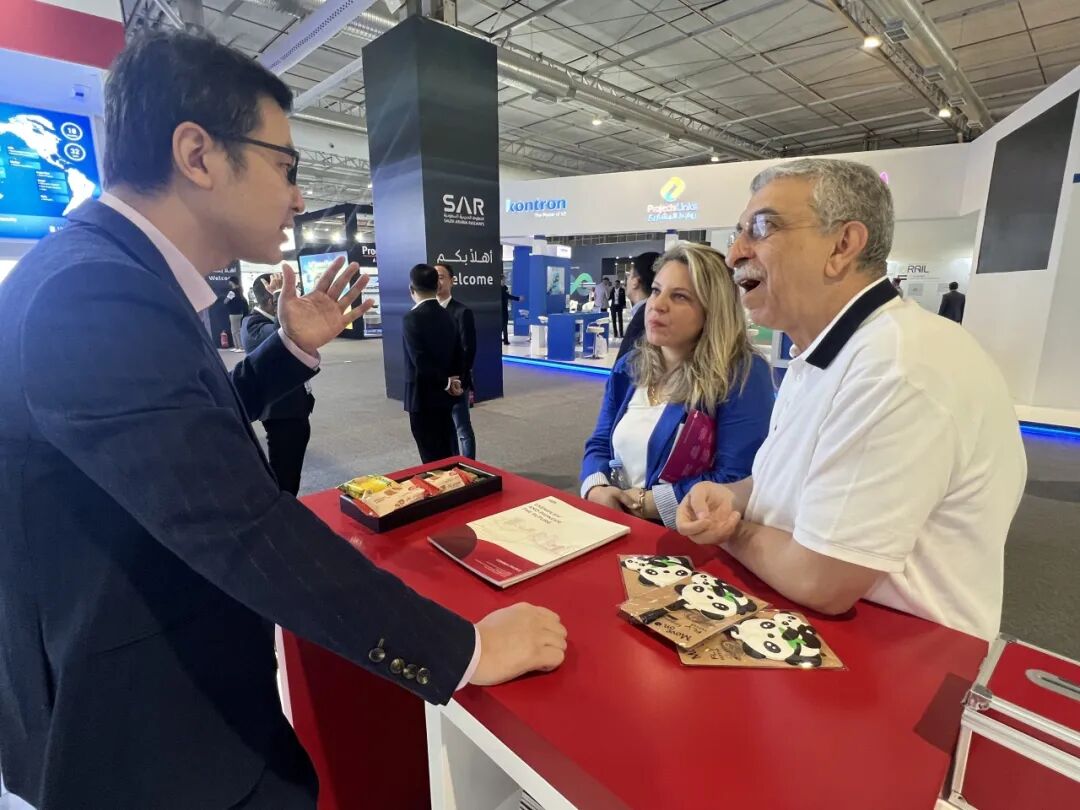 1761011764979670.jpg 640 (7).jpg